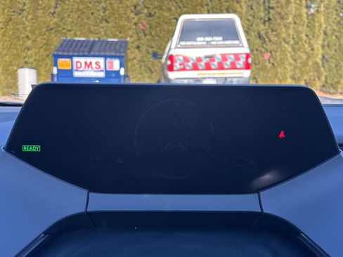 Used 2023 Toyota Prius XLE image 21