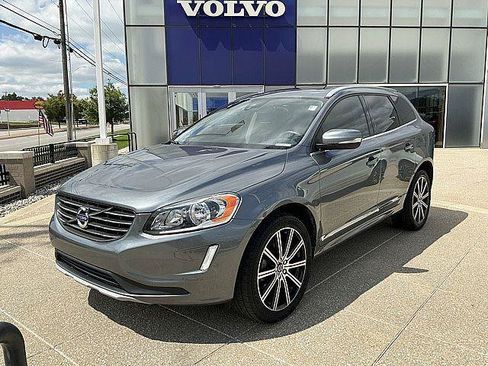 Used 2017 Volvo XC60 T6 Inscription w/ Climate Package AWD/4WD image 3