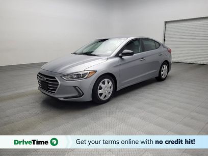 Used 2017 Hyundai Elantra SE w/ SE A/T Tech Package 03