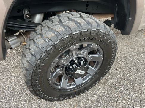 Used 2017 Ford F250 King Ranch w/ FX4 Off-Road Package image 10