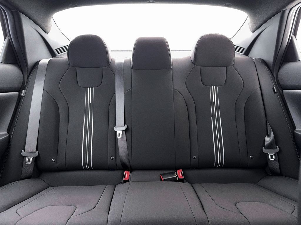 New 2026 Hyundai Elantra SEL FWD image 16