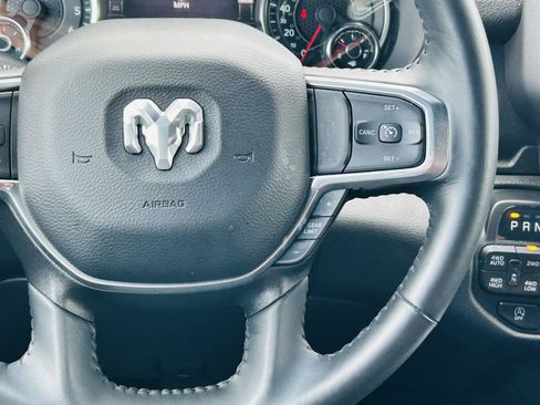 Used 2023 RAM 1500 Laramie AWD/4WD image 17