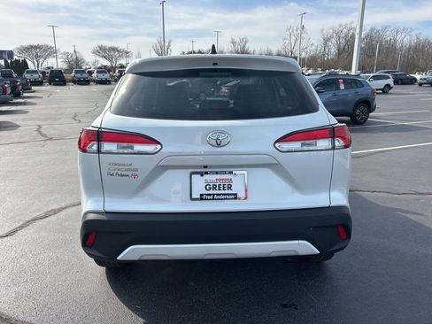 Used 2024 Toyota Corolla Cross L image 15