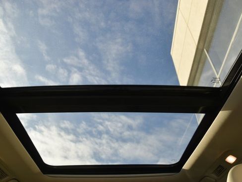 Certified 2025 INFINITI QX60 Luxe image 13