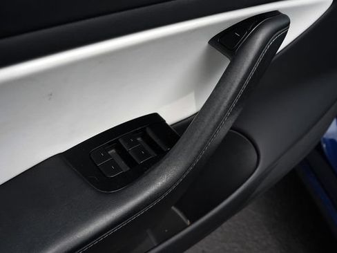 Used 2019 Tesla Model 3 Standard Range Plus RWD image 39