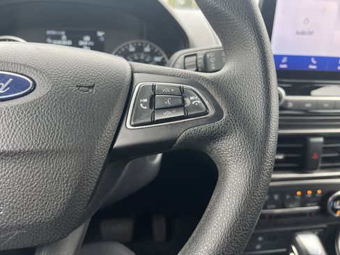 Used 2021 Ford EcoSport SE image 9