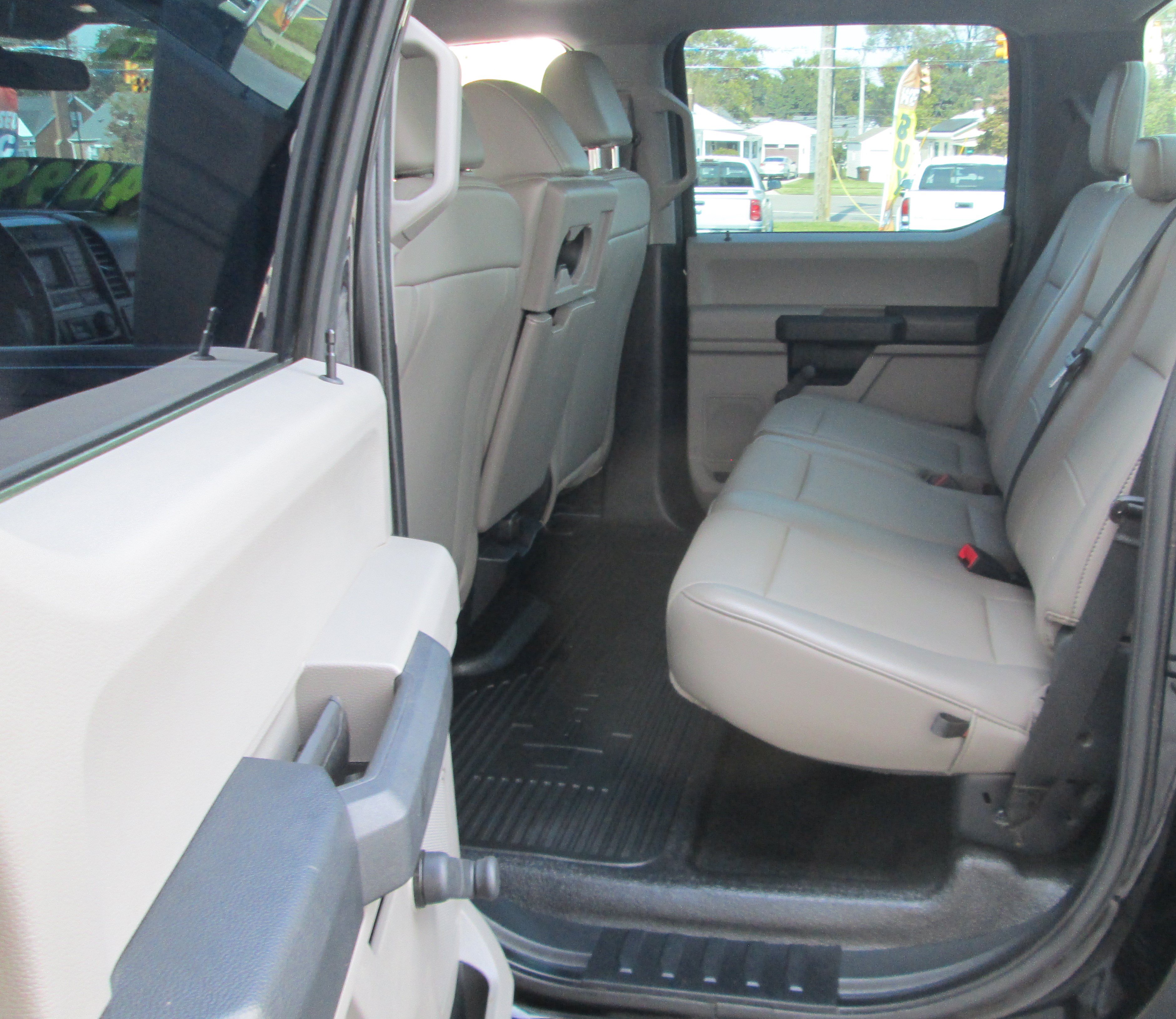 Used 2020 Ford F250 XL w/ FX4 Off-Road Package AWD/4WD image 11