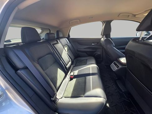 Used 2023 Nissan Ariya AWD image 8