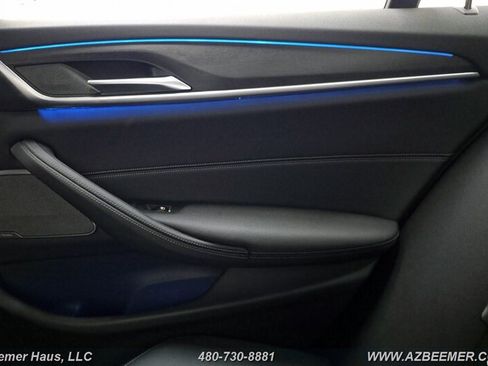 Used 2023 BMW 530e w/ M Sport Package RWD image 25