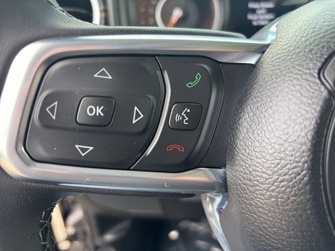 Used 2024 RAM 1500 Big Horn AWD/4WD image 16