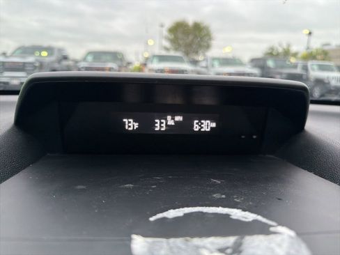 Used 2018 Subaru Crosstrek 2.0i Premium w/ Moonroof Package image 18