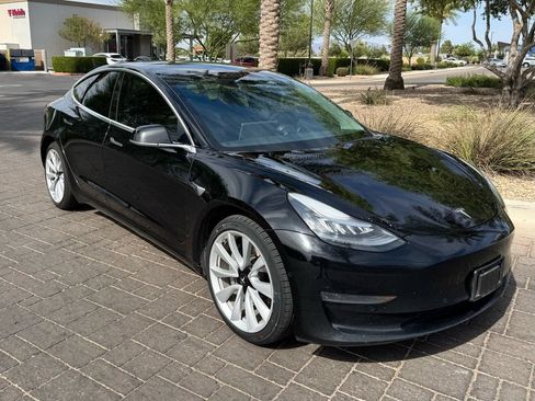 Used 2020 Tesla Model 3 Standard Range Plus RWD image 1
