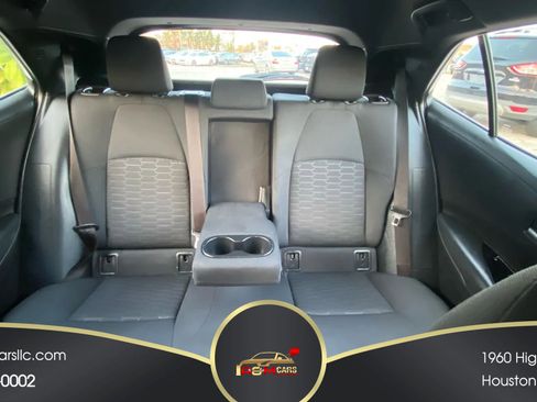 Used 2022 Toyota Corolla SE image 6