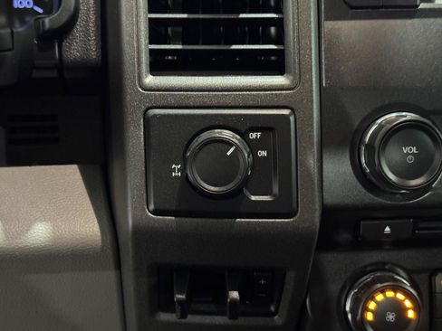 Used 2018 Ford F250 XL w/ Power Equipment Group RWD image 29