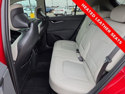 Used 2025 Kia Niro EX image 10