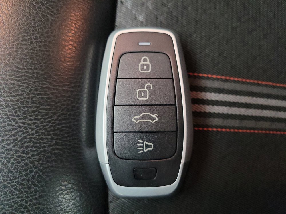 Used 2019 Nissan Altima 2.5 SR FWD image 32