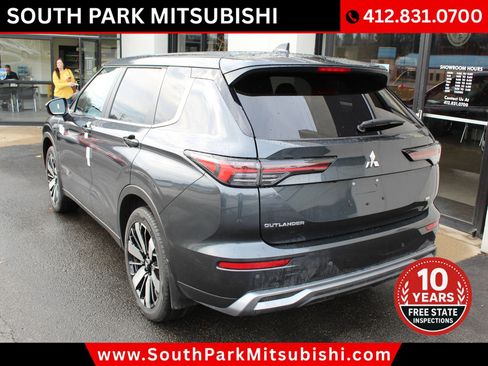 New 2026 Mitsubishi Outlander SE image 7