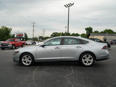 Used 2023 Honda Accord LX image 22