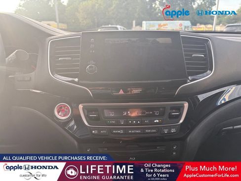Used 2021 Honda Pilot Elite image 9