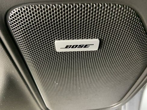 Used 2019 GMC Sierra 1500 SLT w/ SLT Premium Plus Package image 28