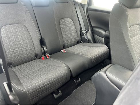 Used 2023 Honda HR-V LX image 13