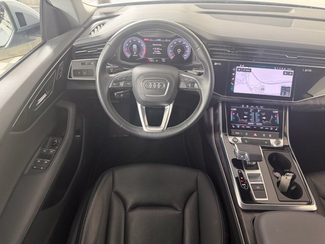 Used 2023 Audi Q8 Premium Plus w/ Premium Plus Package AWD/4WD image 15