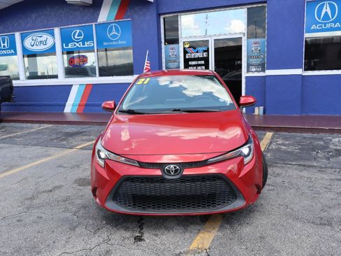 Used 2021 Toyota Corolla LE FWD image 8