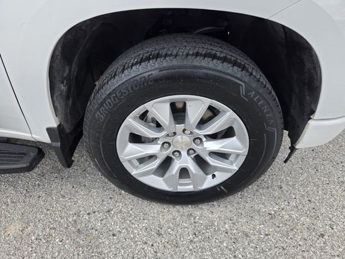 Used 2023 Chevrolet Silverado 1500 Custom RWD image 18
