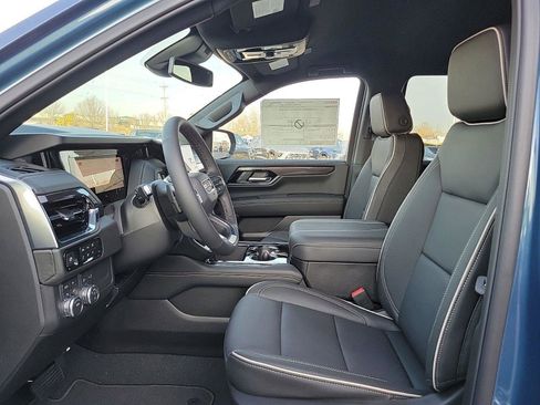 New 2026 GMC Yukon Elevation image 16