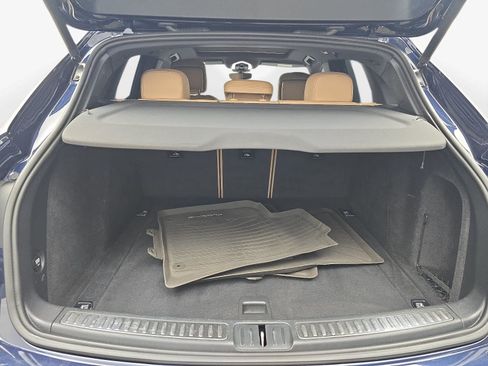 Used 2020 Porsche Macan S w/ Premium Package Plus AWD/4WD image 27