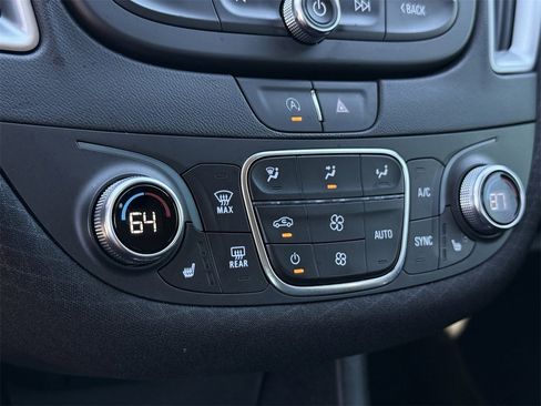 Certified 2025 Chevrolet Malibu LT image 20