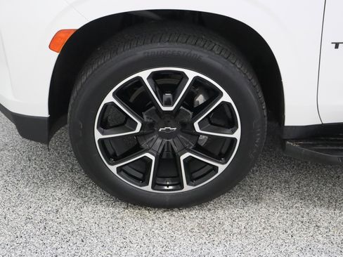 Used 2023 Chevrolet Tahoe RST AWD/4WD image 11