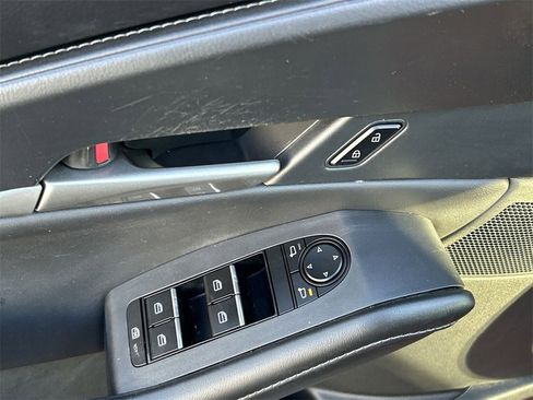 Certified 2023 MAZDA CX-30 AWD 2.5 S w/ Select Package image 16