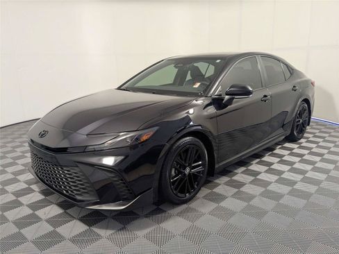 Certified 2025 Toyota Camry SE FWD image 2
