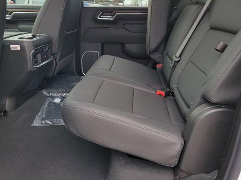 New 2026 GMC Sierra 2500 SLT w/ SLT Premium Package AWD/4WD image 10