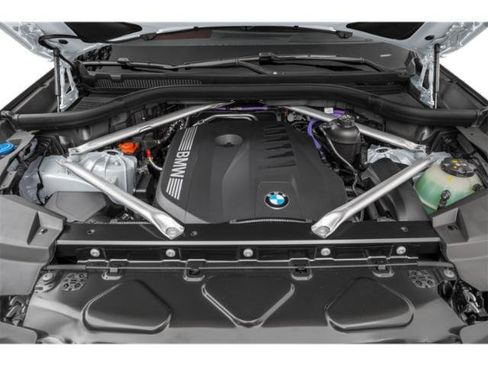 Used 2024 BMW X6 xDrive40i w/ Premium Package image 14