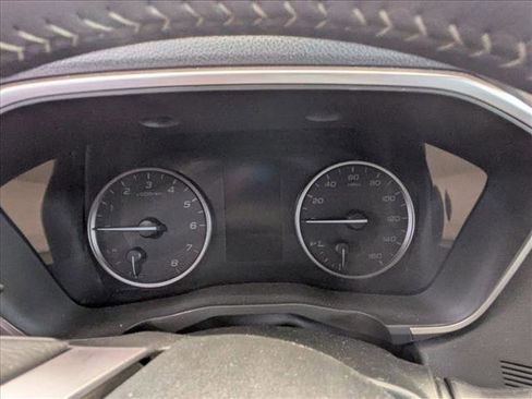 Used 2025 Subaru Ascent Premium AWD/4WD image 16