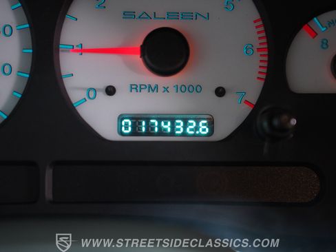 Used 2000 Ford Mustang GT RWD image 40