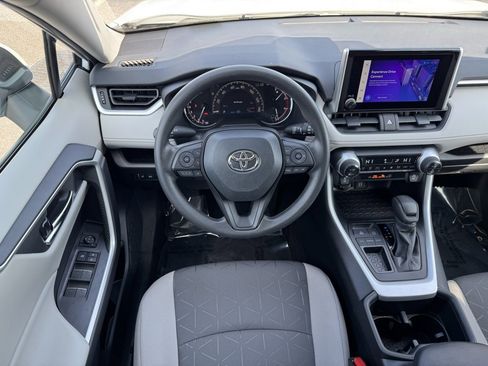 Used 2024 Toyota RAV4 XLE image 22