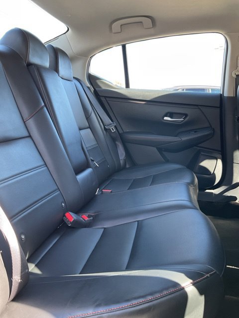 Used 2025 Nissan Sentra SR w/ SR Premium Package FWD image 18