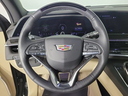 Certified 2024 Cadillac Escalade Premium Luxury AWD/4WD image 22