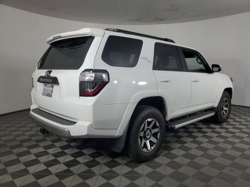 Used 2024 Toyota 4Runner TRD Off-Road Premium w/ Moonroof Package image 4
