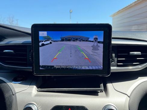 Used 2023 Ford Explorer XLT w/ Equipment Group 202A image 18