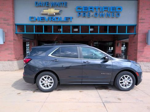 Used 2023 Chevrolet Equinox LT FWD image 9