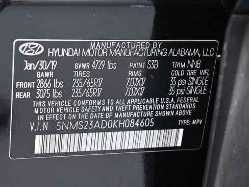 Used 2019 Hyundai Santa Fe SE w/ Cargo Package image 17