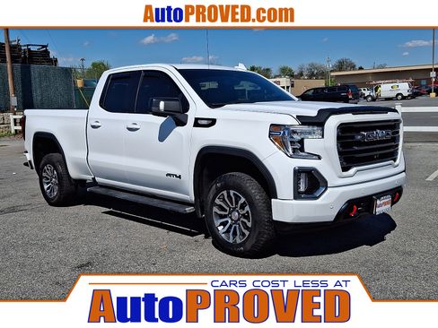 Used 2019 GMC Sierra 1500 AT4 w/ AT4 Premium Package AWD/4WD image 1