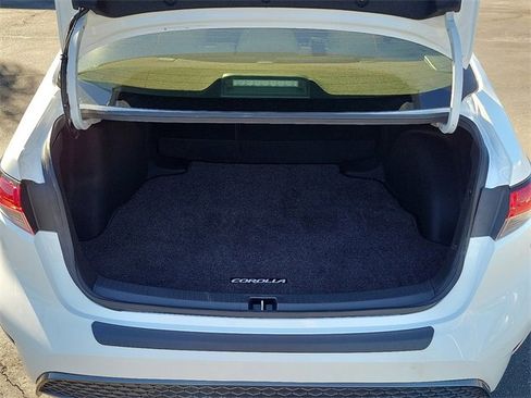 Used 2022 Toyota Corolla SE image 21
