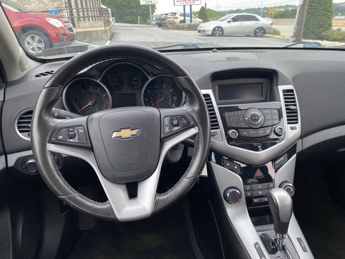 Used 2014 Chevrolet Cruze LT FWD image 23