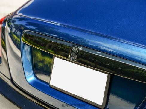 Used 2019 Rolls-Royce Wraith RWD image 74