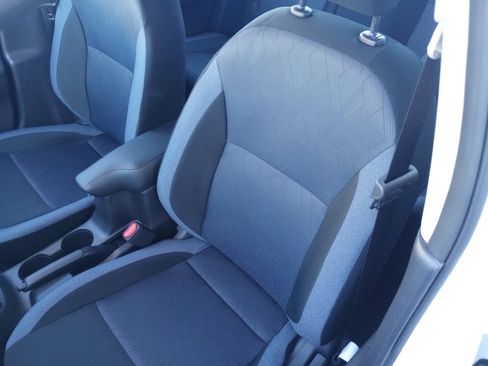 New 2025 Nissan Versa SV w/ Trunk Package image 9